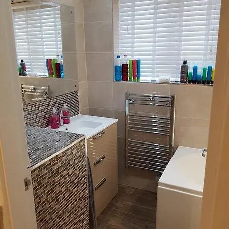 Bowness On Windermere, Lovely Apartment For 4 With Parking Exterior photo